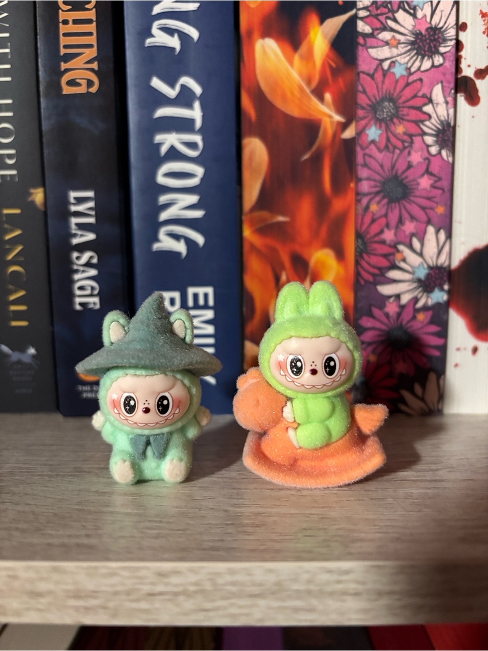 Plush Mini Figurine Set - Green & Orange Cute Character Toys